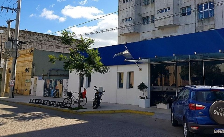 La versión de la clínica de Brandsen donde estuvo internado el fallecido de COVID-19 en La Plata